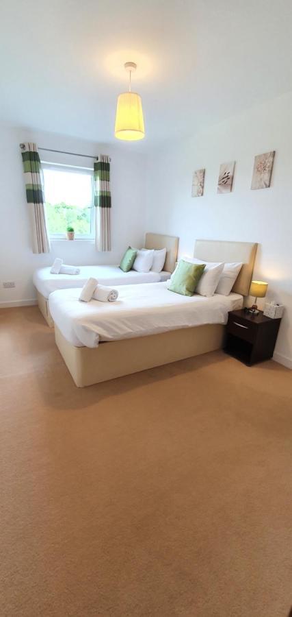 Lochend Park View Apartment Edimburgo Esterno foto