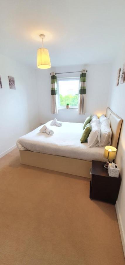Lochend Park View Apartment Edimburgo Esterno foto