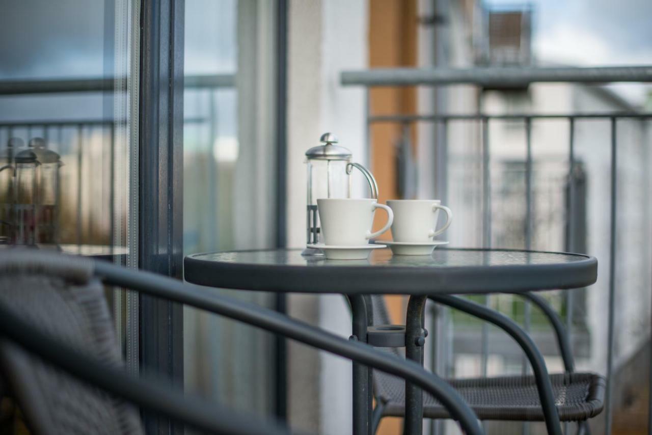 Lochend Park View Apartment Edimburgo Esterno foto
